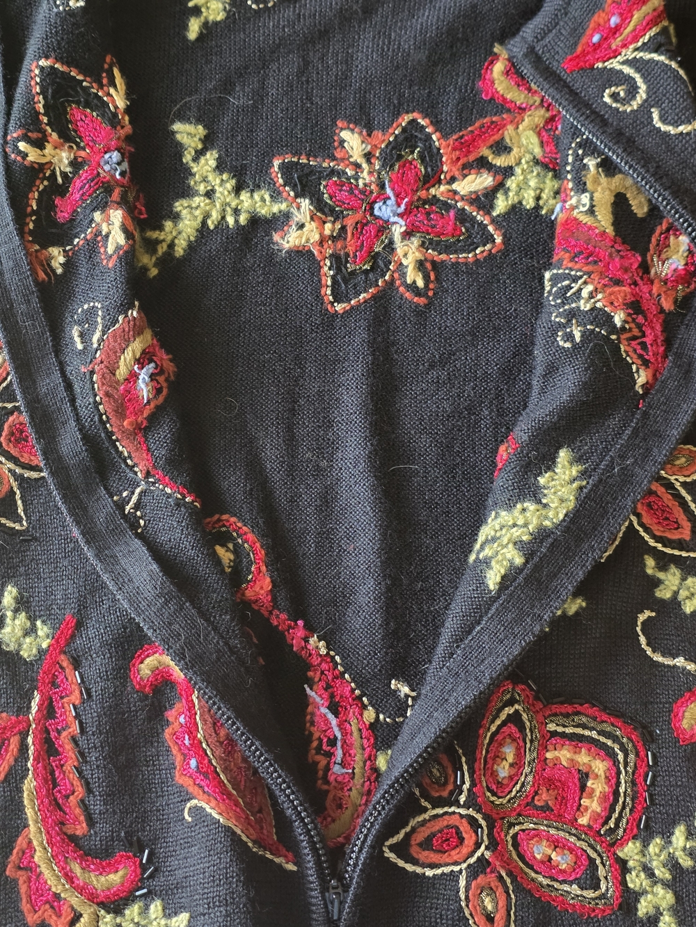 Talbots Black Embroidered Floral Wool Blend Cardigan Sweater L - Picture 6 of 10